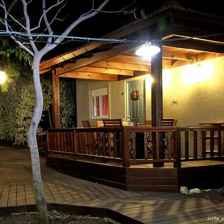 Golan Rooms At Sagi Family Country Lodging Ramot ภายนอก รูปภาพ