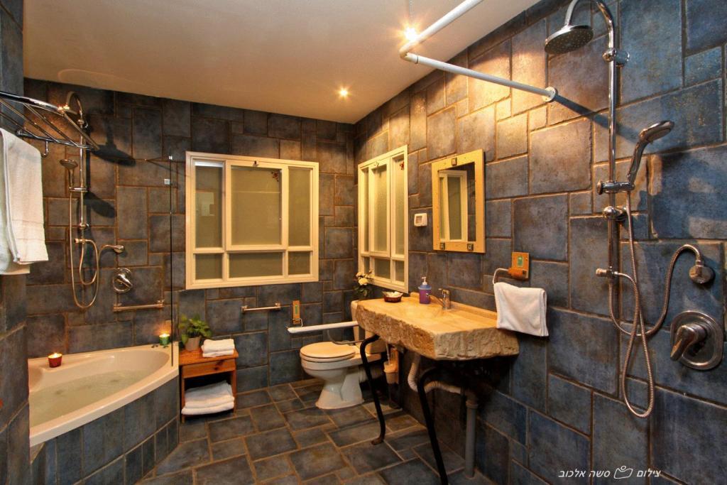 Golan Rooms At Sagi Family Country Lodging Ramot ภายนอก รูปภาพ